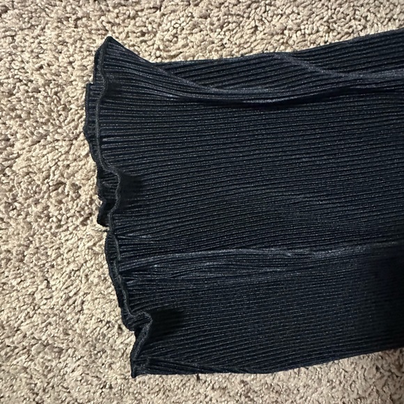 Plisse Black Pants - Picture 3 of 4